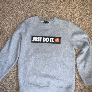 Nike crew neck